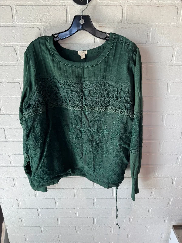 Top Long Sleeve By Tiny In Green, Size: Xl